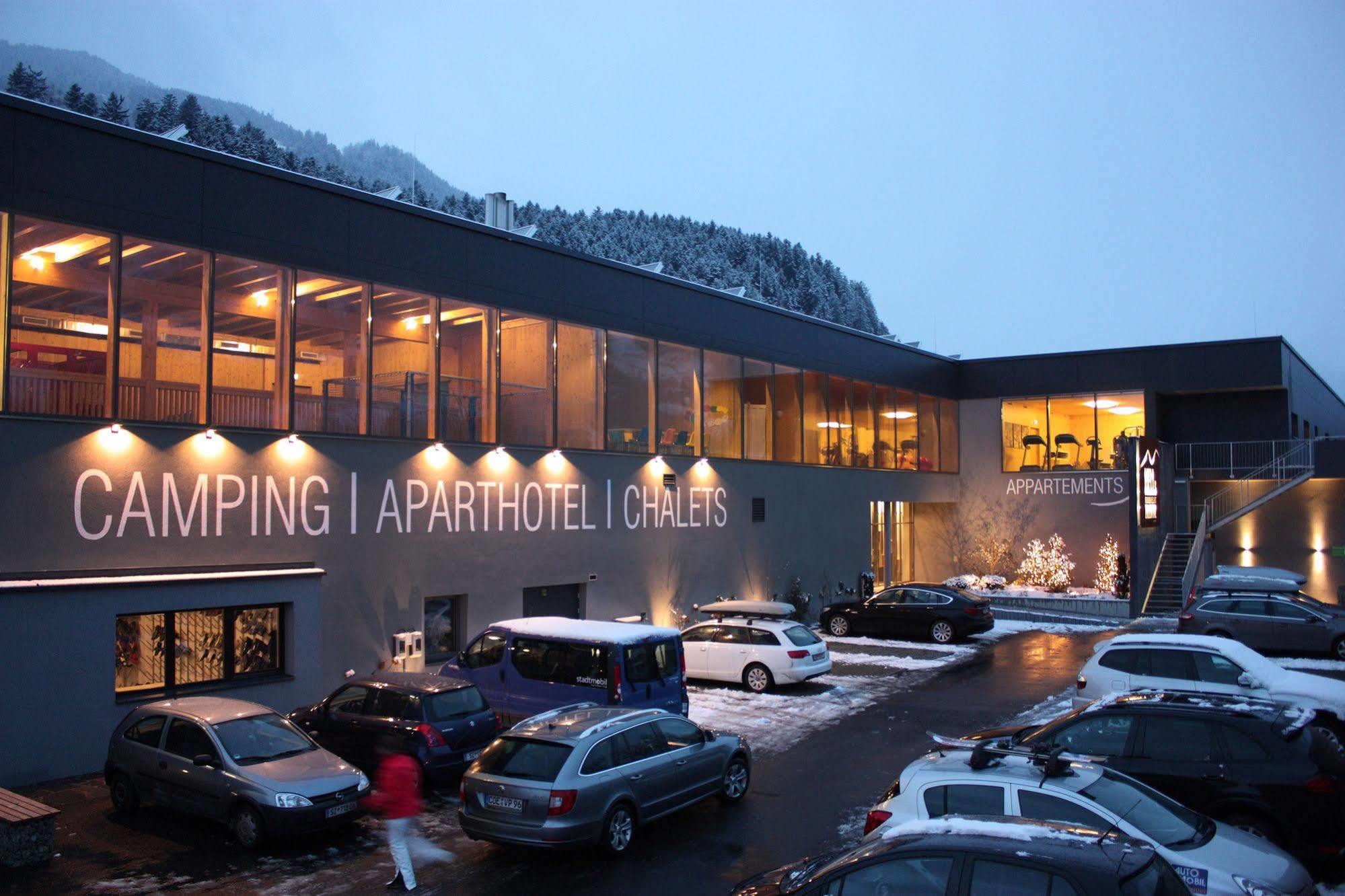 Natuerlich Hell. Aparthotel & Camping Fügen Kültér fotó